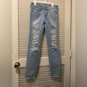 American Eagle 360 Super Stretch Distressed Light Blue Women's Jeans EUC